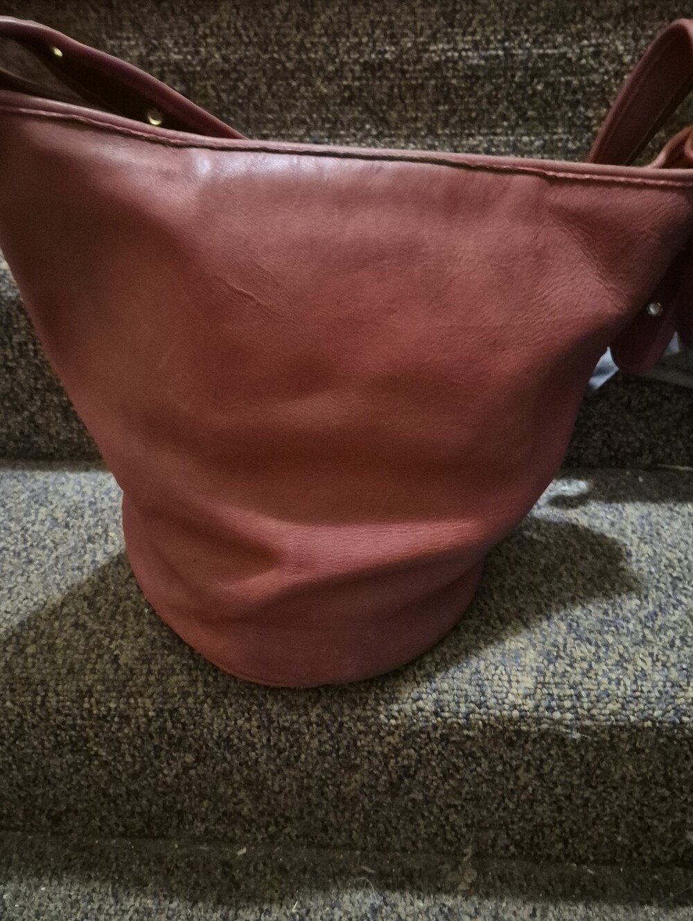 Coach Vintage Duffle Sac (Style 9085) Red Glove-tanned Leather Bucket Bag